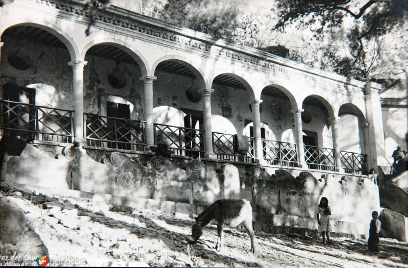 The stone lavaderos of the Barrio del Chorro